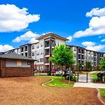 Landing Apartments - Thrive At University City