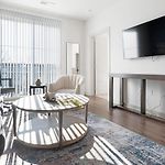 Landing Stunning 1Bd Pool Gym