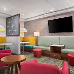 Hampton Inn & Suites Charlotte Arrowood Rd