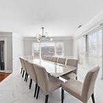 Rest And Rally Retreat 5Br