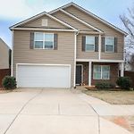 Modern 4 Bedroom Home Near Uptown Charlotte