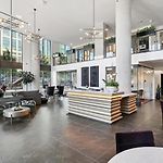 Landing Apartments - Bond On Mint