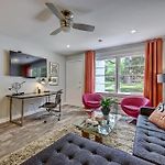 Spacious Condo With Easy Access To Uptown