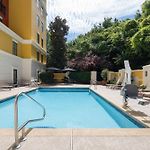 Hampton Inn & Suites South Park At Phillips Place