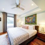 Myers Park Gem Great Location