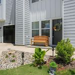 Spacious New 3Br Home Near Uptown Charlotte - Private Baths - Peaceful Stay