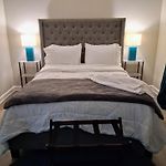 The Serene Uptown Flat