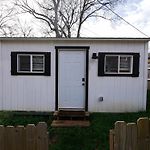 Clt Tiny House 5 Min From Airport And Uptown