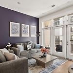 Carolina Charm - Free Parking, Pool, Gym