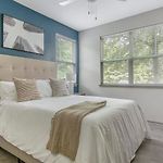 Landing Stunning 1Bd Gym Pool