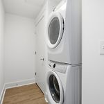Carolina Charm - Free Parking, Pool, Gym