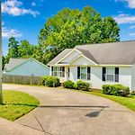 Fenced-Yard 3Br Near Clt & Hospitals - Dog-Friendly - Grill