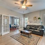Prime Charlotte Retreat 1 Mi To Uptown!