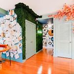 Alice & Wonderland Wellness Themed Uptown Spot