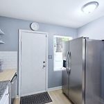 Uptown 3Br Oasis - Ice Bath, Firepit, Private Yard