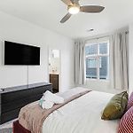 New! Minutes To Uptown Clt W King Suites