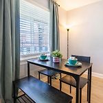 Charlotte Studio Apartment Near Uptown & Minutes To Hospital, Free Wi-Fi, Coffee & Gym