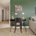 Landing Incredible 2Bd Gym Game Room