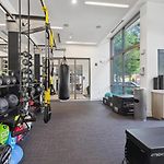 Luxury 2Br Near Uptown Pool, Gym, Bbq