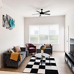 Luxury 2Br Uptown Walk To Stadium, Boa, Nascar And All Fun Activities Uptown Clt
