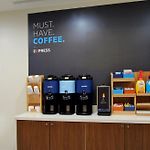 Holiday Inn Express Arrowood By Ihg