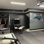 Amazing Views Rooftop Patio, Gym And Game Room