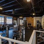 Amazing Suite 4 Nearby Massive Medical Complexes!