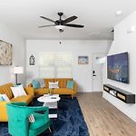 8Br Near Southend/Uptown W/Gameroom/Hottubs/Fenced