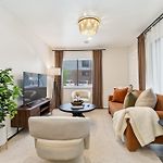 Stylish Charlotte Condo With 2 King Beds And Private Patio