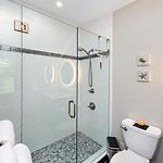 3Br Charlotte Escape: Pool, Hot Tub & Theater