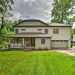 Holiday home 2 Mi To Dwtn - Walk To Dining!
