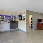 Quality Inn Airport-Near Uptown