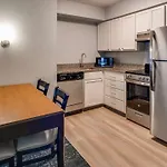 Hotel Surestay By Western Executive Park 3*