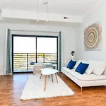 {cloud 9} Luxury 2 Bedroom In Uptown