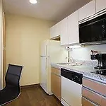 Mainstay - Executive Park