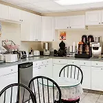 Super 8 By Wyndham Downtown Area 2*