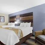 Quality Airport-near Uptown Hotel 2*
