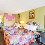 Charlotte Speedway Inn And Suites