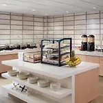 Four Points By Sheraton Hotel 4*