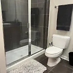 Uptown Townhouse -wifi-10 Min Walk To Spectrum Center