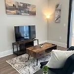 Modern 1bd In Plaza Midwood With Community Pool *