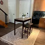 Apartment Uptown Townhouse -wifi-10 Min Walk To Spectrum Center *