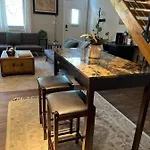 Uptown Townhouse -wifi-10 Min Walk To Spectrum Center * Charlotte