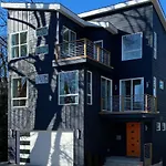 Holiday home Entire Close To Boa Stadium & *