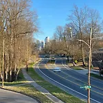 Holiday home Entire Close To Boa Stadium & Charlotte
