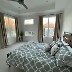 Entire Close To Boa Stadium & Holiday home Charlotte