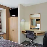 Microtel Inn By Wyndham University Place