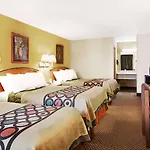 Motel Super 8 By Wyndham Downtown Area