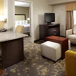 Hotel Homewood By Hilton Airport 2*