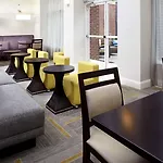 Homewood By Hilton Airport
